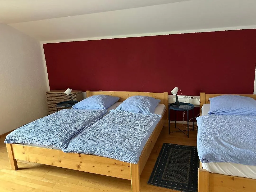 ברנאו אם כימסי Gaestezimmer Mariengrund 0*, ברנאו אם כימסי גרמניה
